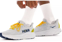 Homme Hoka One One Running^Arahi 8