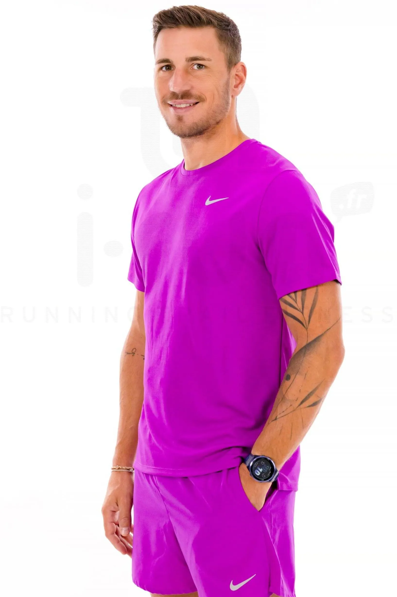 Homme Nike Manches Courtes^Dri-Fit UV Miler