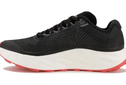 Femme NNormal Trail^Kjerag 02 femme