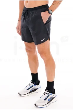 Homme Nike Shorts / Cuissards^Stride 2 en 1 M