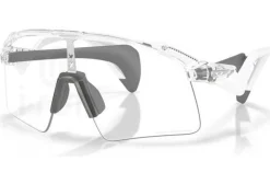Oakley Lunettes^Stunt Wing Photochromic Clear to Black Iridium