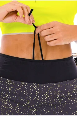 Femme On-Running Shorts / Cuissards / Jupes^Ultra femme